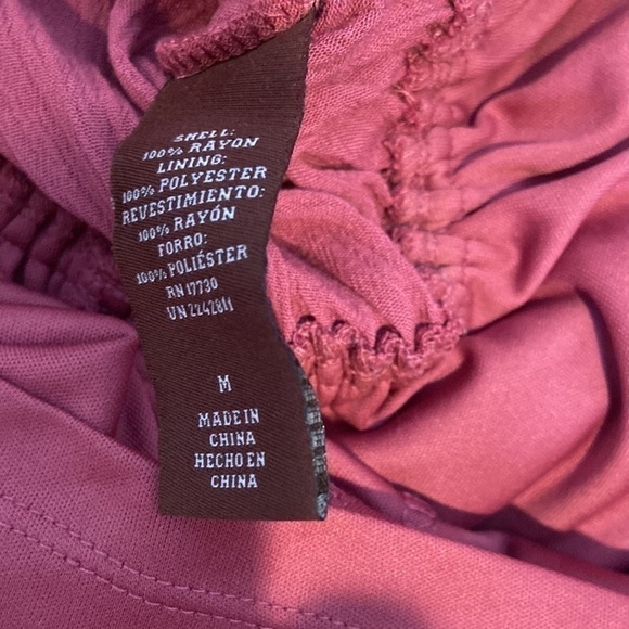 Knox Rose Boho Romper Rose color - Picture 10 of 12